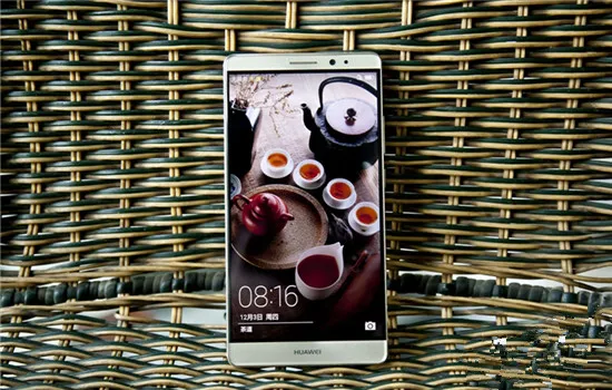 华为mate8+