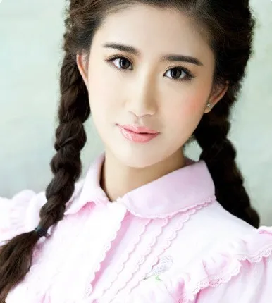怎么打造完美底妆 八个小技巧告别尴尬浮粉