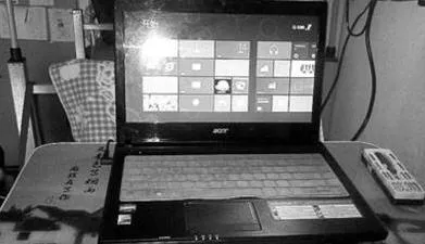 神奇：小马哥只用199元改装笔记本变pad