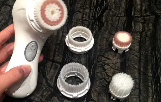 科莱丽怎么换刷头 给洁面仪换新衣