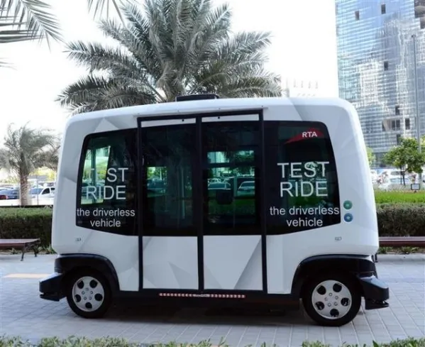 迪拜考虑在地铁站和商场部署无人驾驶汽车