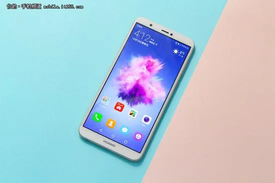 华为畅享7S测评 金色真机上手分析评价