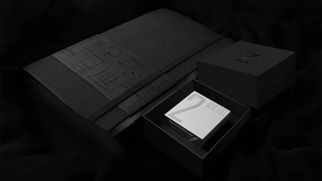 一块“金属砖”引网友疯抢？这款小米新品全球只卖一万份！