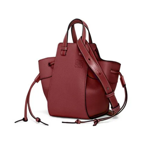Loewe迷你吊床包怎么样？Loewe迷你吊床包值得入手吗