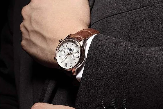 国内男士手表哪个品牌好 推荐显档次且性价比高的男士手表