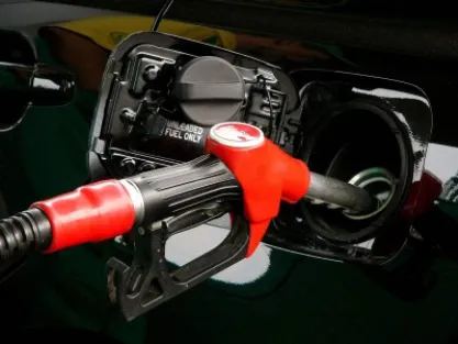 汽车92号和95号汽油有什么区别？加哪种动力性更强？