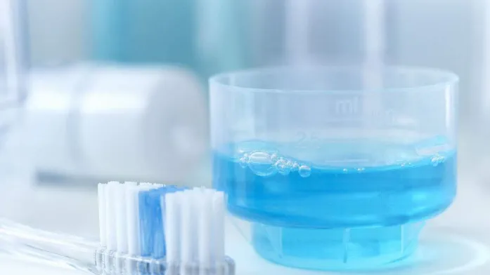 如何正确使用漱口水？哪些人更适合用漱口水？
