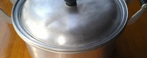 铝锅上的油垢怎么去除