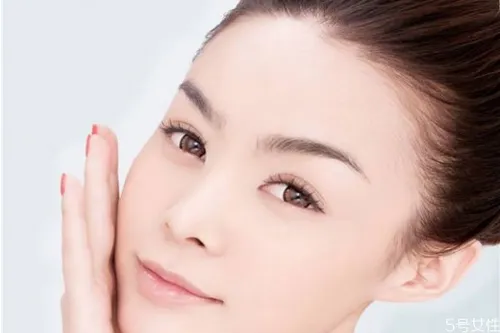 脸辣辣的怎么回事 脸辣辣的可能是这些原因
