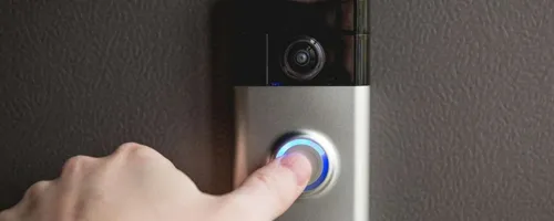 防盗门上的门铃怎么安装电池