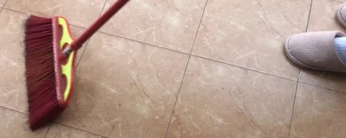 地板上的头发怎么打扫