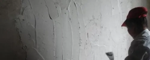 石膏粉补墙方法视频