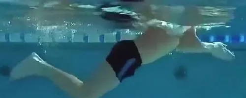 游泳憋气技巧
