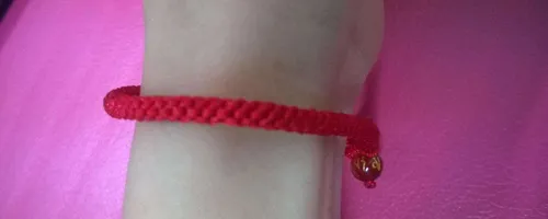 洗澡时要取下红绳吗