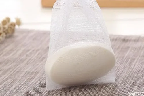 起泡网怎么装香皂进去 用完起泡网肥皂要