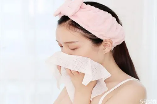 洗脸巾可以二次使用吗 洗脸巾用一次就要扔吗