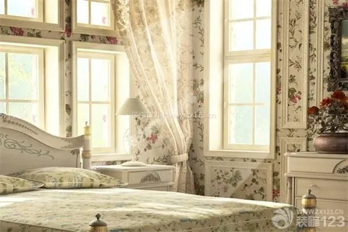 卧室窗帘装修效果图  唯美窗帘打造你的一