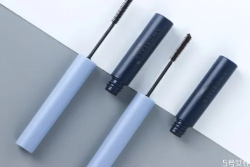 尔木萄睫毛膏好用吗 尔木萄和unny睫毛膏