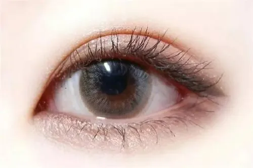 双眼皮定型霜管用吗 双眼皮定型霜和双眼