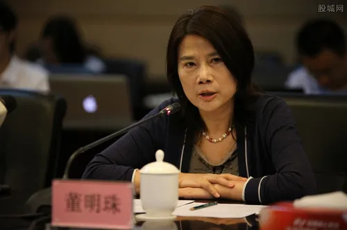 董明珠谈被踢出家谱 与哥哥绝交20年