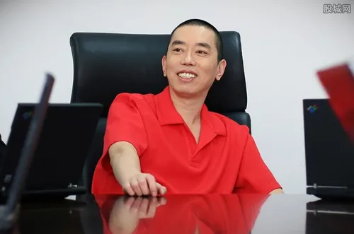 史玉柱跌倒有谁帮了他 没这个人很难有今