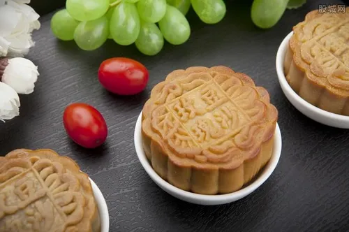 中国人一年送近14亿个月饼 节日礼品销量很好