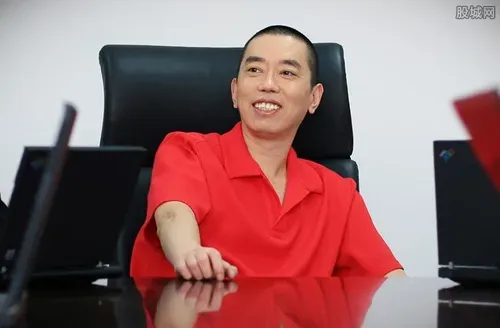 史玉柱跌倒有谁帮了他 这个女人成就了他的传奇