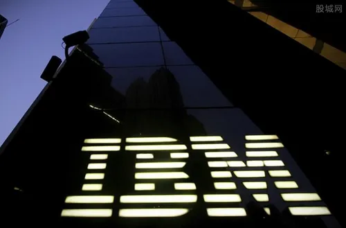 IBM本周将会裁员2000人