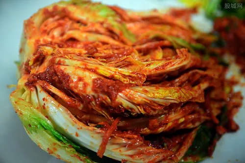 曝韩国泡菜减产一半 主要原因是白菜价格暴涨
