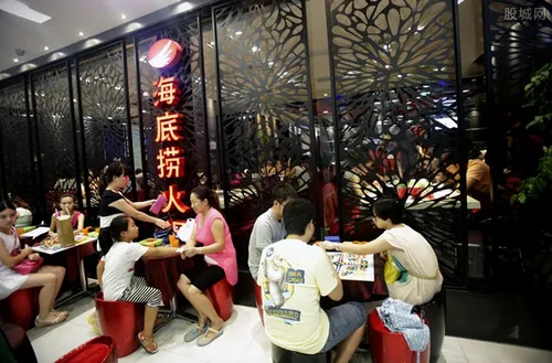 海底捞火锅怎么加盟 很多投资者都不知道的事