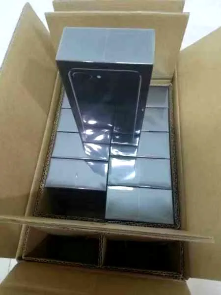 iPhone7亮黑色  亮黑色iPhone7包装盒现身