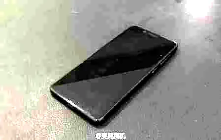 乐Dual 3黑色真机偷跑 独特的双摄像头设计