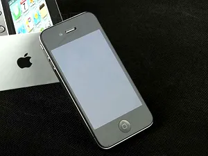 iphone4居翻新港行货榜首 购买i phone4仔细看清楚