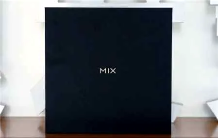 小米MIX2全陶瓷尊享版开箱 黑白两色新机上手图