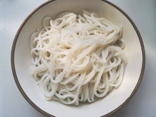 干米线怎么做好吃又简单？学会这2点,干米线比汤的还好吃