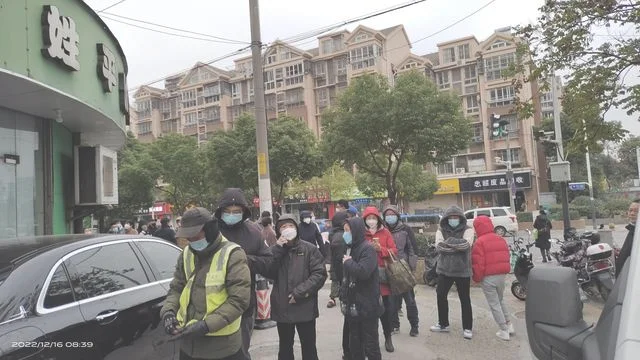 南京每日投放退烧药200万片(退烧药短缺和发烧处置)