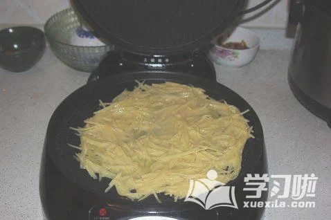土豆饼的做法步骤6