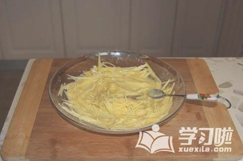 土豆饼的做法步骤5