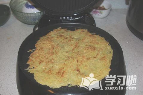 土豆饼的做法步骤7