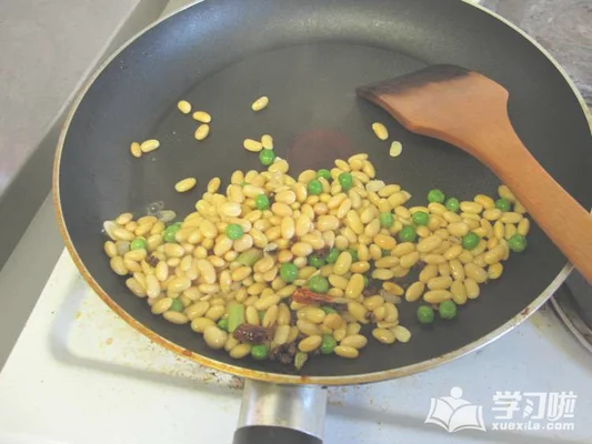卤煮黄豆的做法步骤6