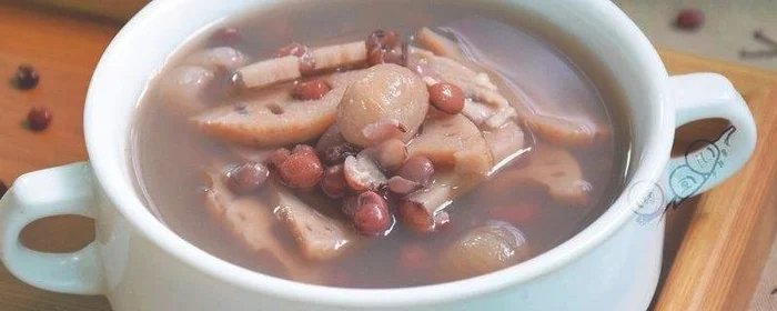 莲藕煲素汤配什么,莲藕煲素汤放什么煲好