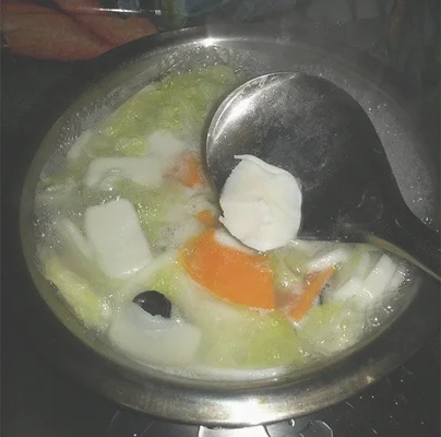 白菜年糕南瓜汤的做法步骤8