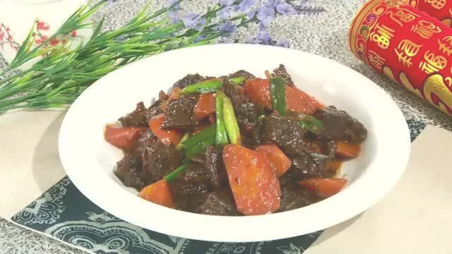 家庭版炖牛肉的做法步骤(家常炖牛肉的做法大全)