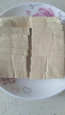 泥鳅炖豆腐的做法步骤3