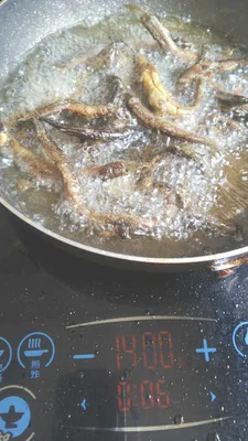 泥鳅炖豆腐的做法步骤1