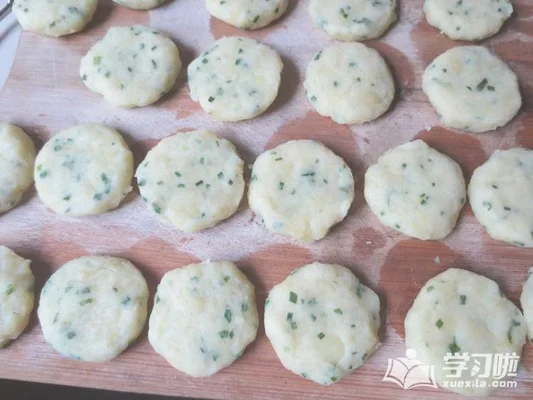葱香土豆饼的做法步骤8