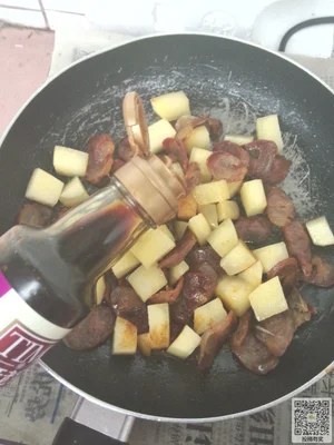 土豆香肠焖饭的做法步骤6