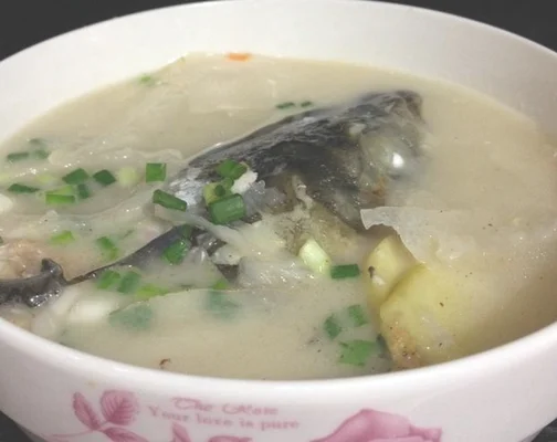 天麻鱼头汤简单又美味的做法(天麻鱼头煲