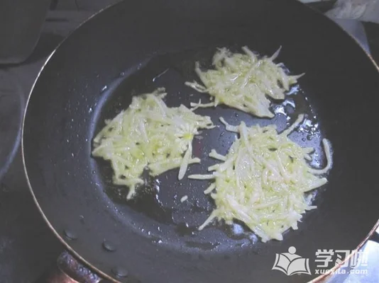 脆口土豆饼的做法步骤5