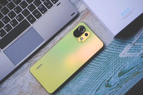 mi 11 lite是什么型号,lite是青春版吗？